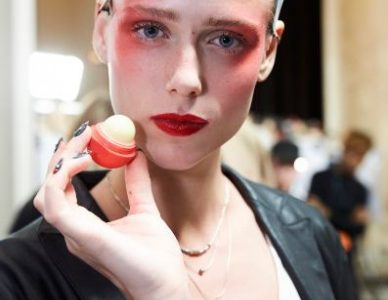 EOS NA BACKSTAGE KENZO x PARIS FASHION WEEK