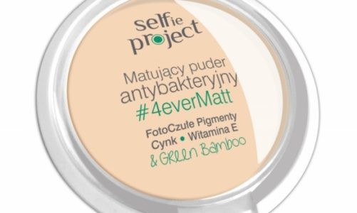 Selfie Project Matujący puder antybakteryjny