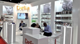 Delia Cosmetics na targach BeautyWorld w Dubaju, materiały prasowe z wypowiedzią LIFESTYLE, Uroda - W połowie maja 2017r. w Dubaju odbyła się kolejna edycja targów BeautyWorld. To największa i najważniejsza impreza targowa branży kosmetycznej w regionie Bliskiego Wschodu, a odbywała się już po raz dwudziesty drugi. Wśród nich była polska firma kosmetyczna Delia Cosmetics.