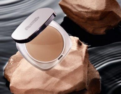 The Sheer Pressed Powder Skincolor de la Mer ™