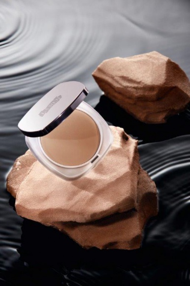 The Sheer Pressed Powder Skincolor de la Mer ™